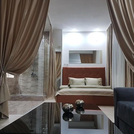 Apartments Vila White House Pančevo 外观 照片