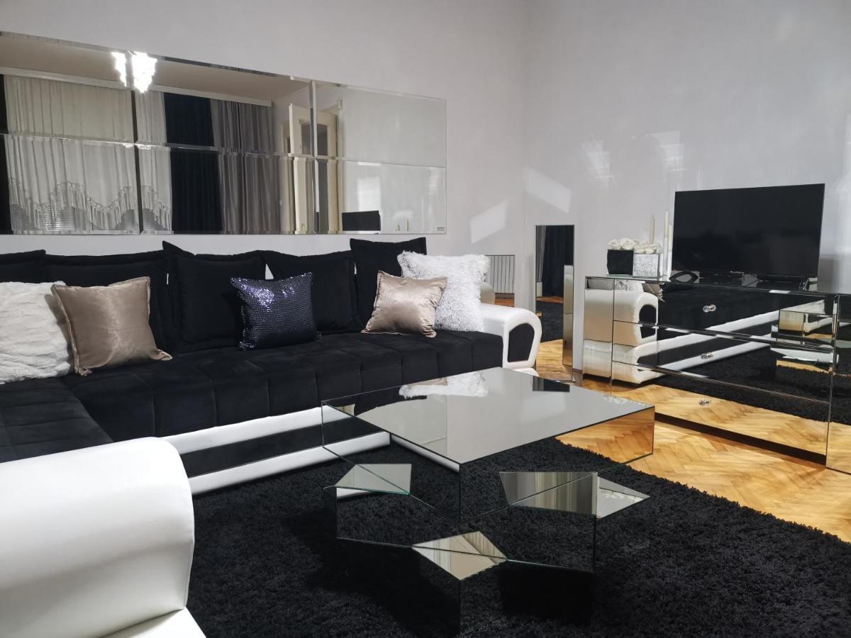 Apartments Vila White House Pančevo 外观 照片